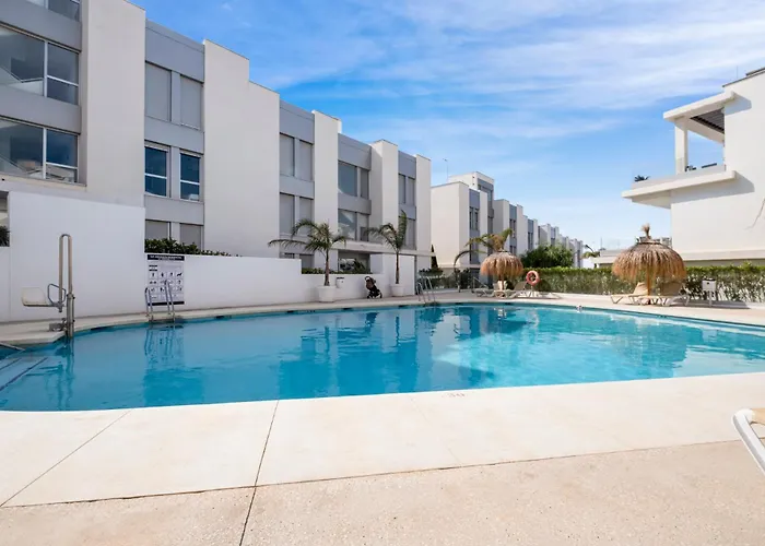 Cancelada Penthouse By Costarentals - Ref M37 * Estepona