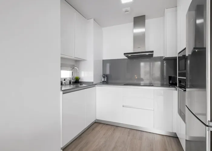 Cancelada Penthouse By Costarentals - Ref M37 アパート エステポナ