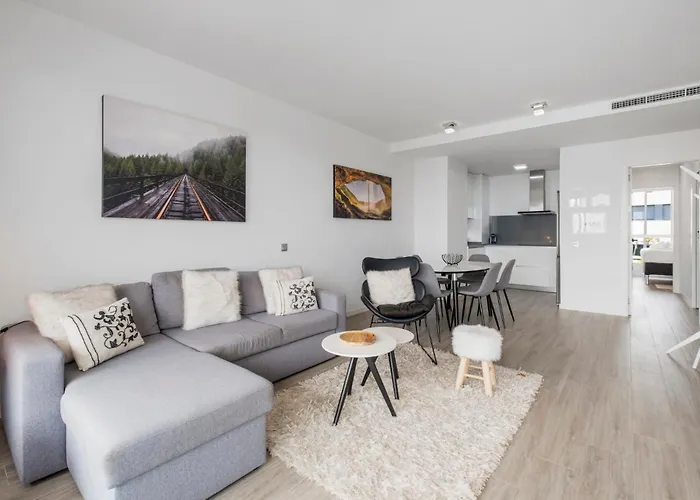 Cancelada Penthouse By Costarentals - Ref M37 アパート エステポナ